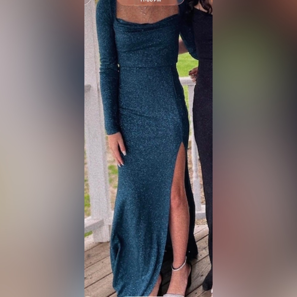 Blue Long Sleeve Prom Dress
